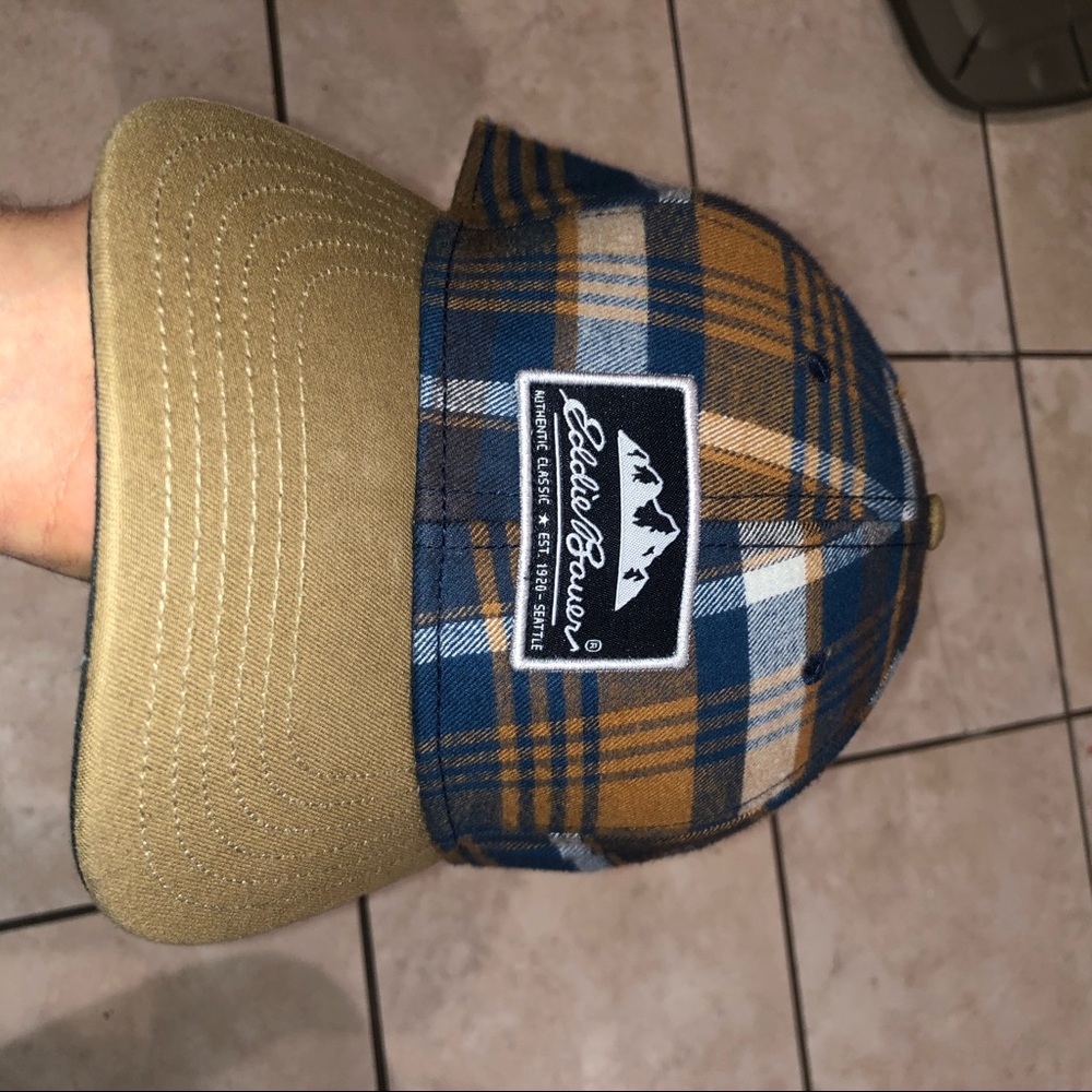 Eddie Bauer flannel strapback